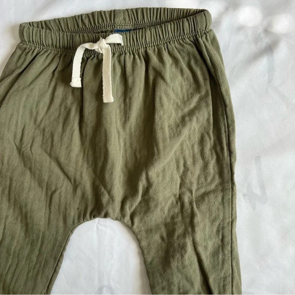 Old Navy Olive Green Kids Matching Pant Set Size 12-18 Months